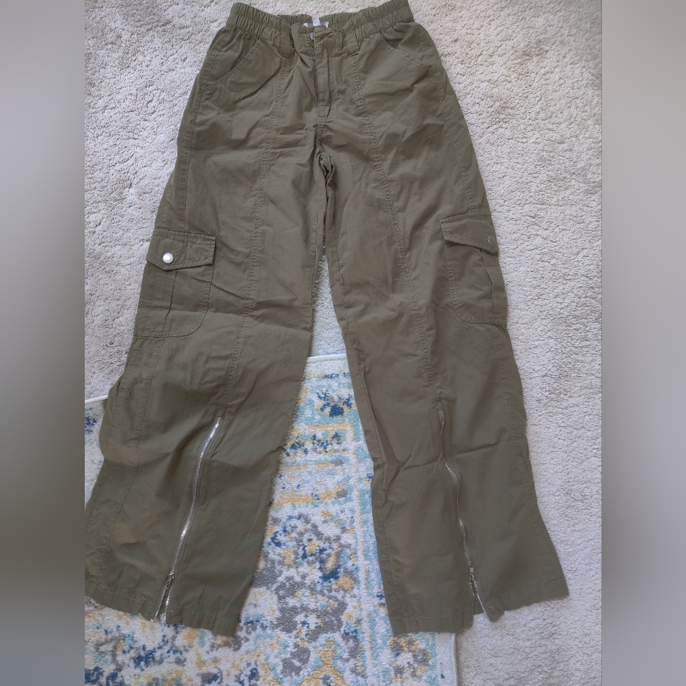PacSun Khaki Cargo Pants